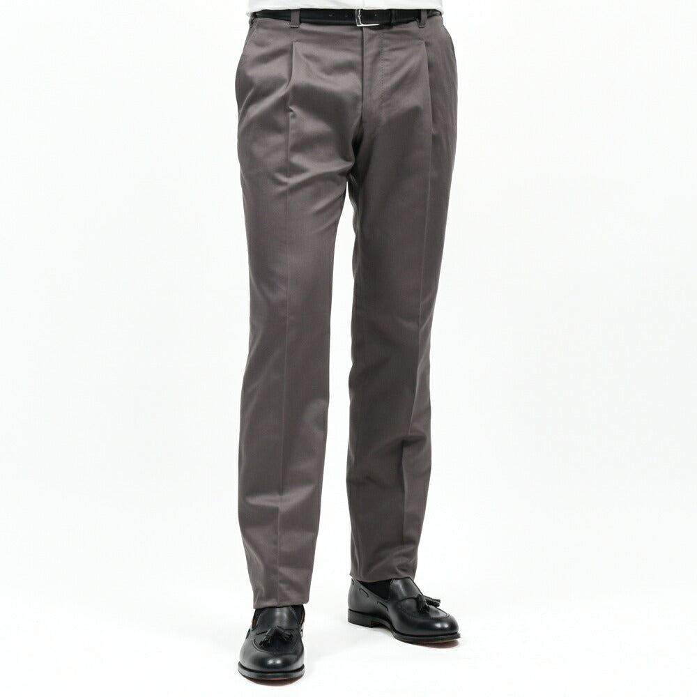 IGARASHI TROUSERS(五十嵐トラウザーズ)コットンツイルワンプリーツパンツ / テーパード 13062201187