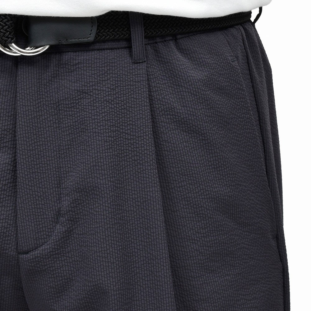 HERNO(ヘルノ) テックシアサッカー1プリーツショーツ PT000192U-12684 13161600132
