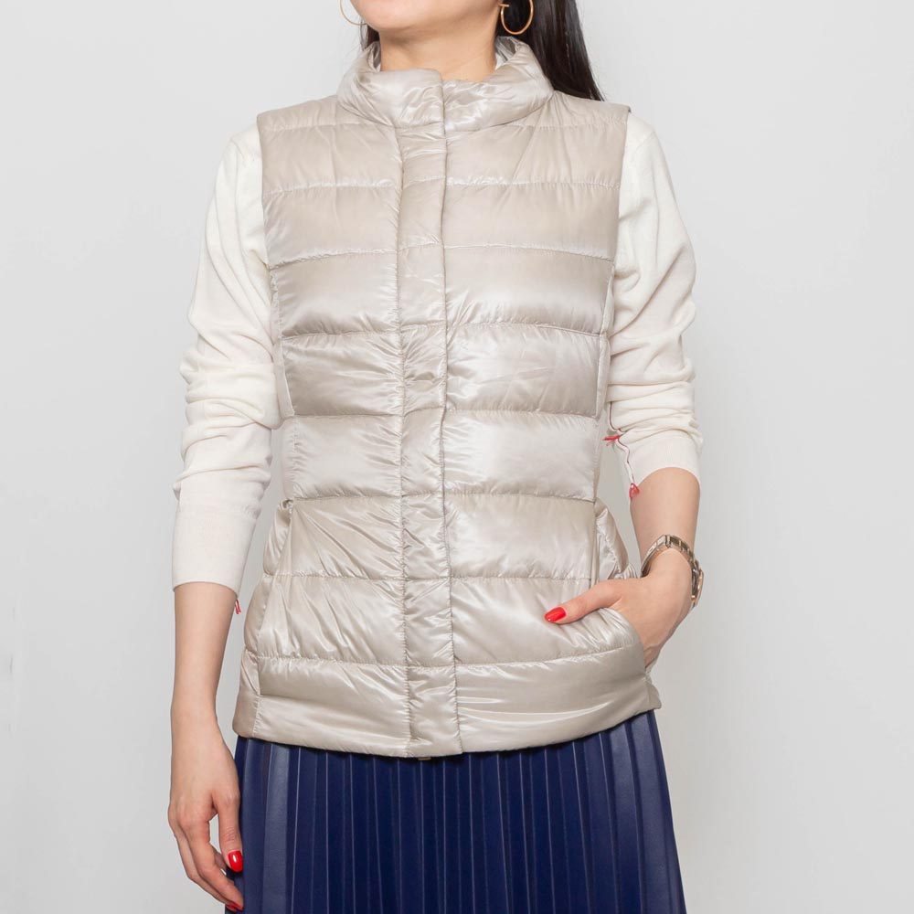 HERNO(ヘルノ)<BR>PI0661DIC GIULIA ジップダウンベスト