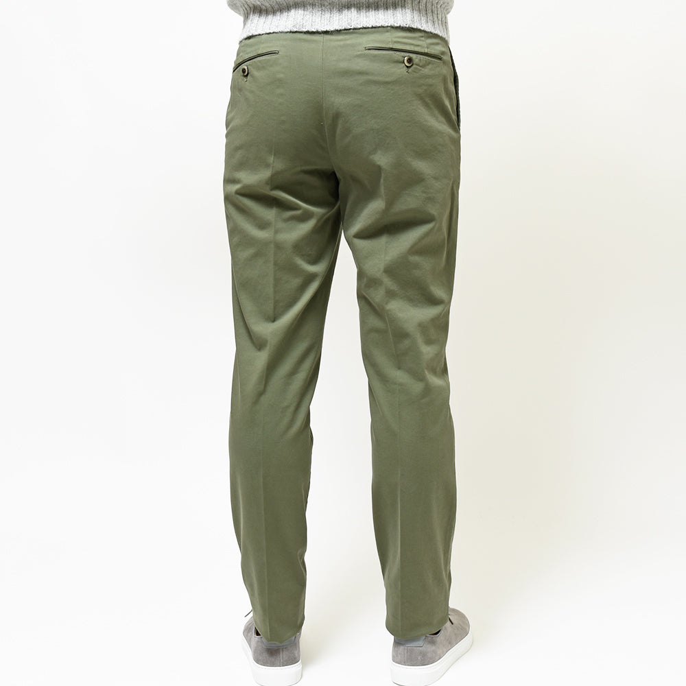 PT TORINO ピーティー トリノ 4シーズン コットン ストレッチ ツイル ガーメントダイ 1プリーツ パンツ GENTLEMAN FIT