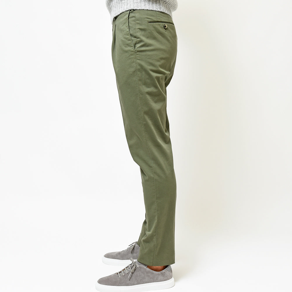 PT TORINO ピーティー トリノ 4シーズン コットン ストレッチ ツイル ガーメントダイ 1プリーツ パンツ GENTLEMAN FIT
