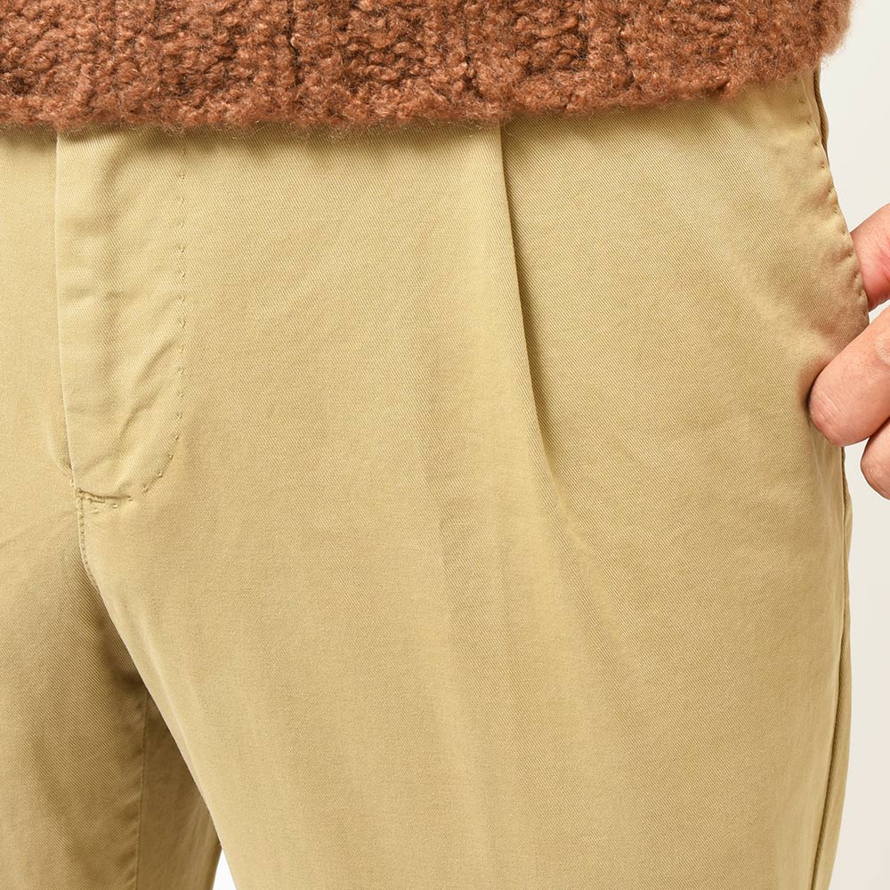 PT TORINO ピーティー トリノ 4シーズン コットン ストレッチ ツイル ガーメントダイ 1プリーツ パンツ GENTLEMAN FIT