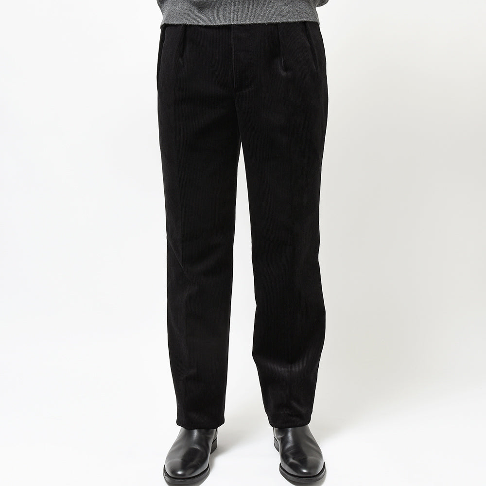 Fumiya Hirano THE TROUSERS フミヤヒラノトラウザーズ Brisbane Moss コットン コーデュロイ サイドアジャスター 2インプリーツ ドレスパンツ REGENT