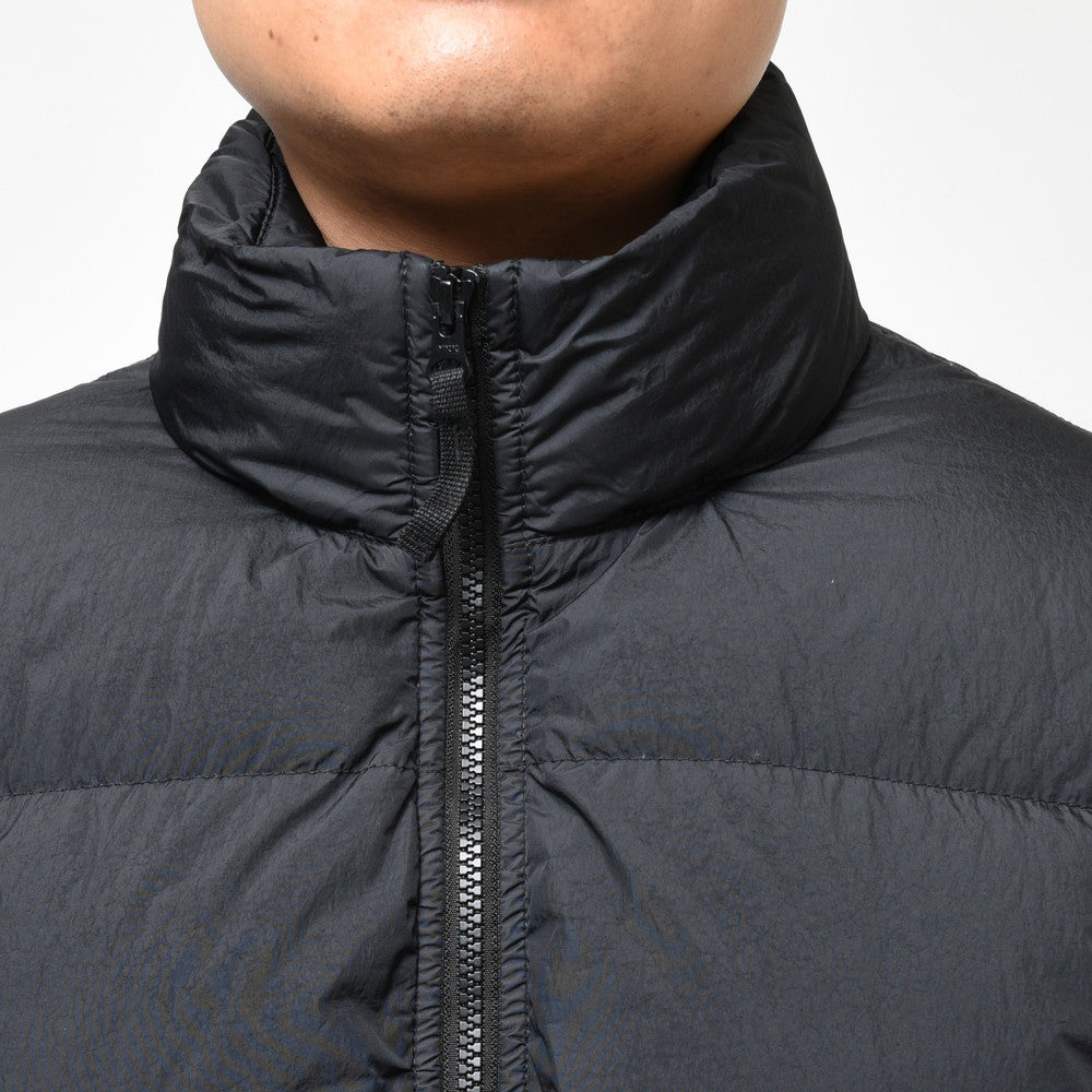 STONE ISLAND(ストーンアイランド) ガーメントダイナイロンレップススタンドカラーダウンジャケット 79-154-06-23