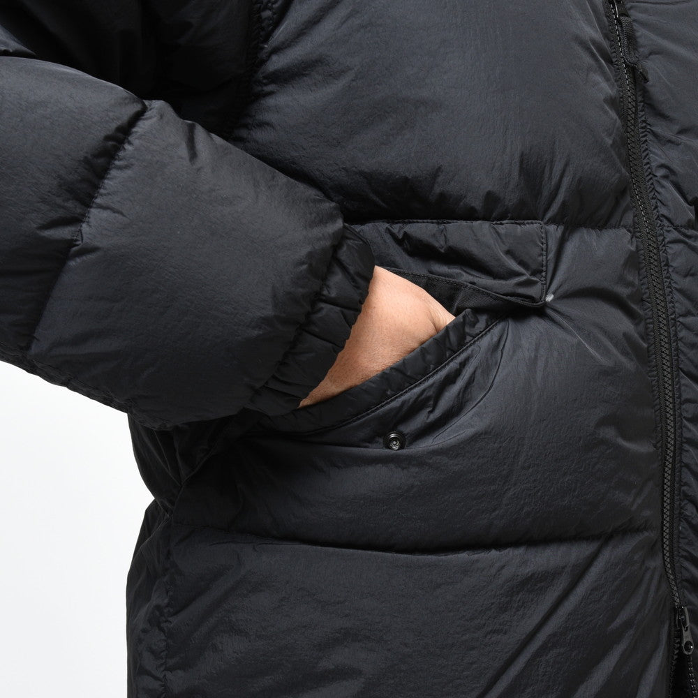 STONE ISLAND(ストーンアイランド) ガーメントダイナイロンレップススタンドカラーダウンジャケット 79-154-06-23