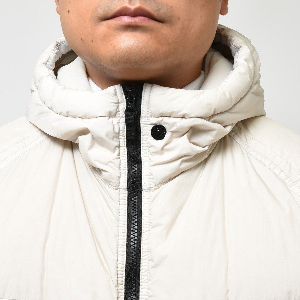 STONE ISLAND(ストーンアイランド) ガーメントダイナイロンレップスフーデッドダウンジャケット 79-154-07-23