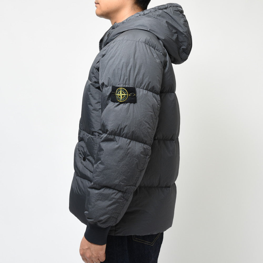 STONE ISLAND(ストーンアイランド) ガーメントダイナイロンレップスフーデッドダウンジャケット 79-154-07-23