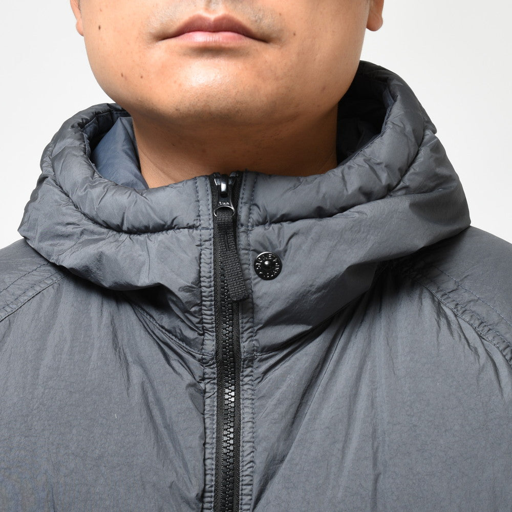 STONE ISLAND(ストーンアイランド) ガーメントダイナイロンレップスフーデッドダウンジャケット 79-154-07-23