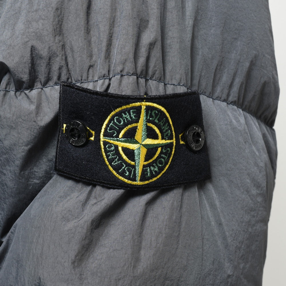 STONE ISLAND(ストーンアイランド) ガーメントダイナイロンレップスフーデッドダウンジャケット 79-154-07-23
