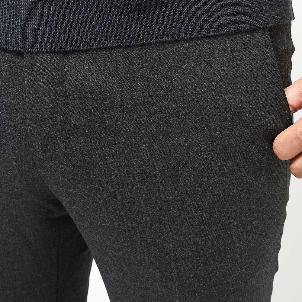 PT TORINO ピーティー トリノ Travel ウォッシャブルライトテクノウールフランネル ストレッチ ノープリーツ ドレスパンツ SUPERSLIM FIT