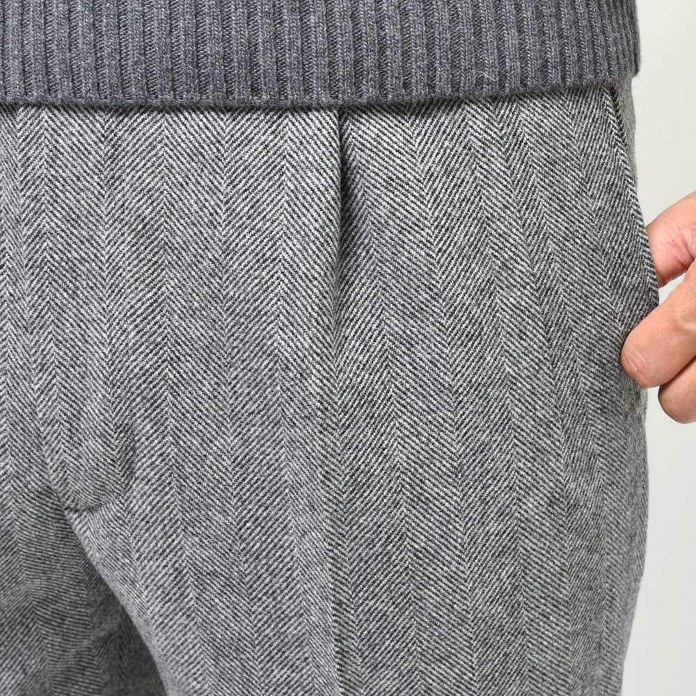 MILA SCHON MILANO(ミラ ショーン ミラノ) ウールナイロンヘリンボーン1プリーツ1ダーツサイドアジャスタースリムテーパードパンツ 26030Y