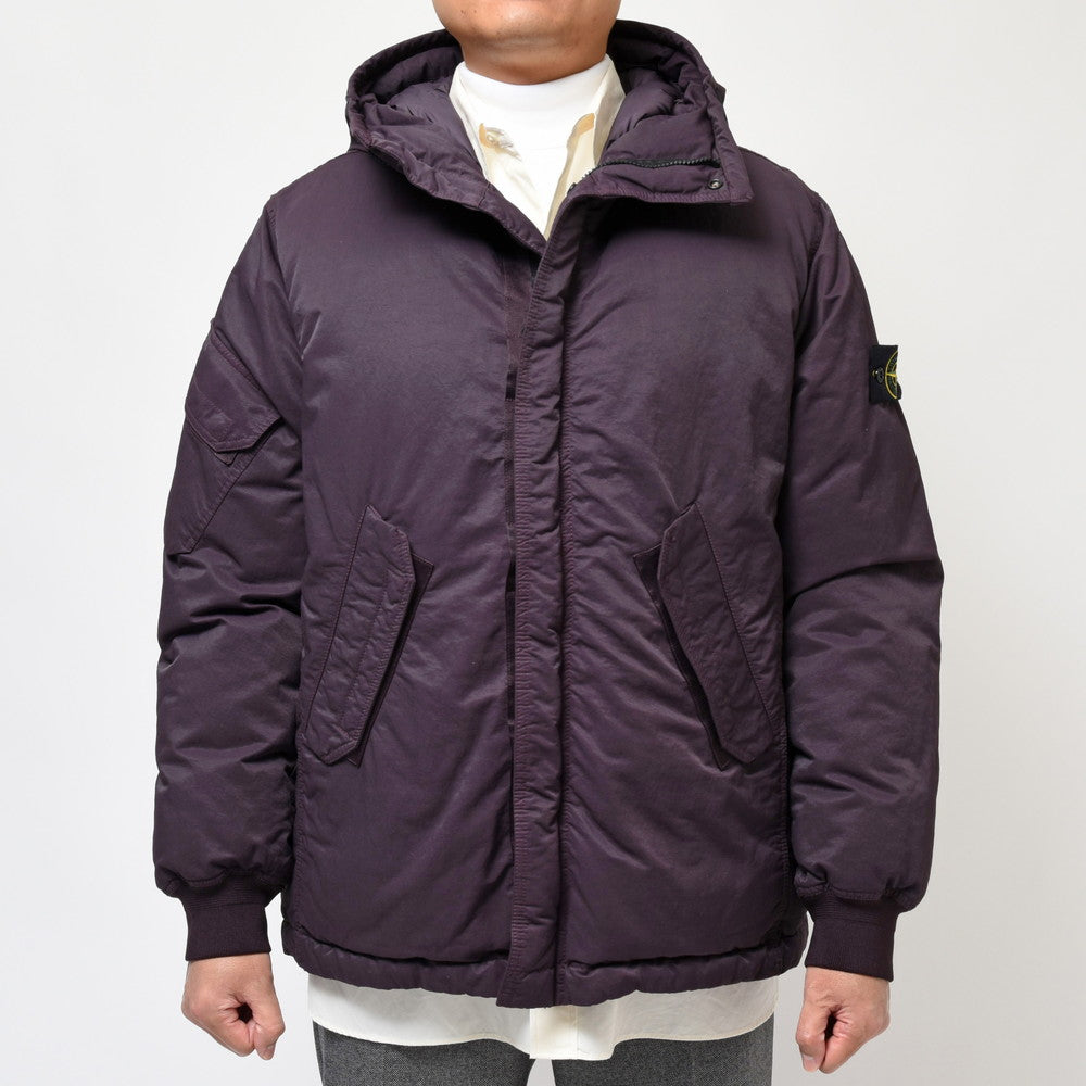 STONE ISLAND(ストーンアイランド) ガーメントダイナイロンツイルフーデッドダウンジャケット 79-154-25-21