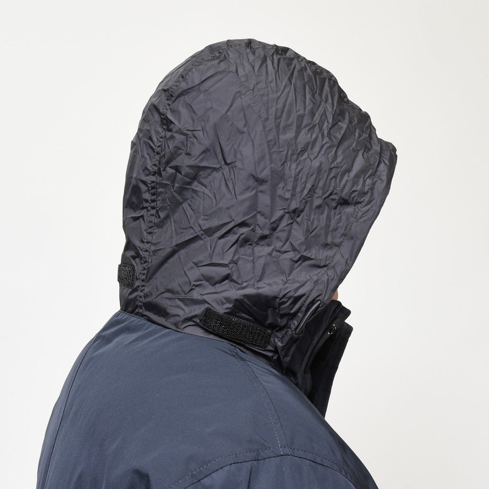 STONE ISLAND(ストーンアイランド) ポリエステルツイルスタンドカラーダウンジャケット 79-154-17-26