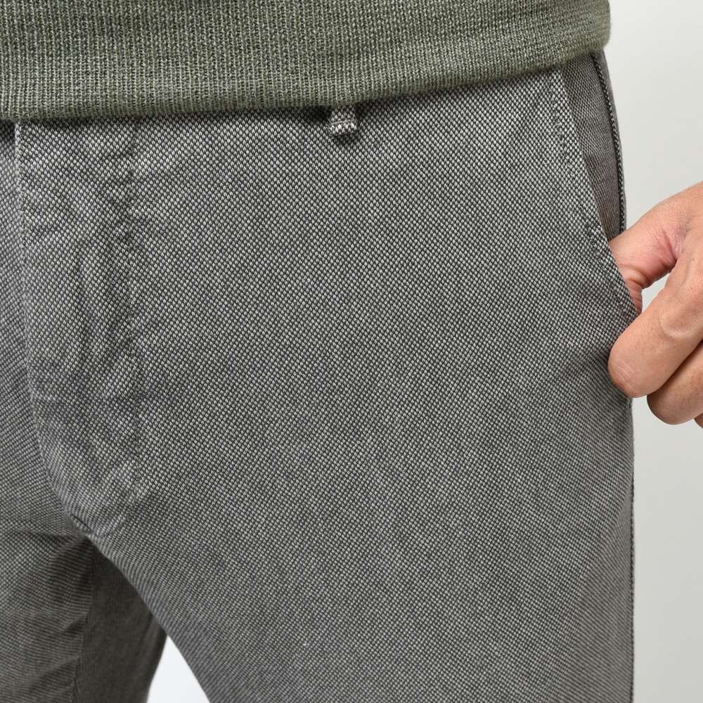 INCOTEX SLACKS(インコテックス スラックス) SLIM FIT ガーメントダイマイクロストラクチャーストレッチコットンテーパードパンツ 470-81591(M)