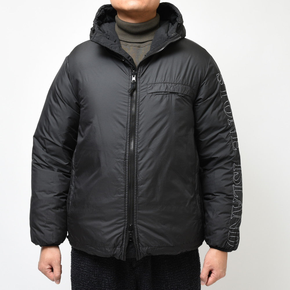 STONE ISLAND(ストーンアイランド) ナイロンメタルリバーシブルフーディダウンジャケット 791542719