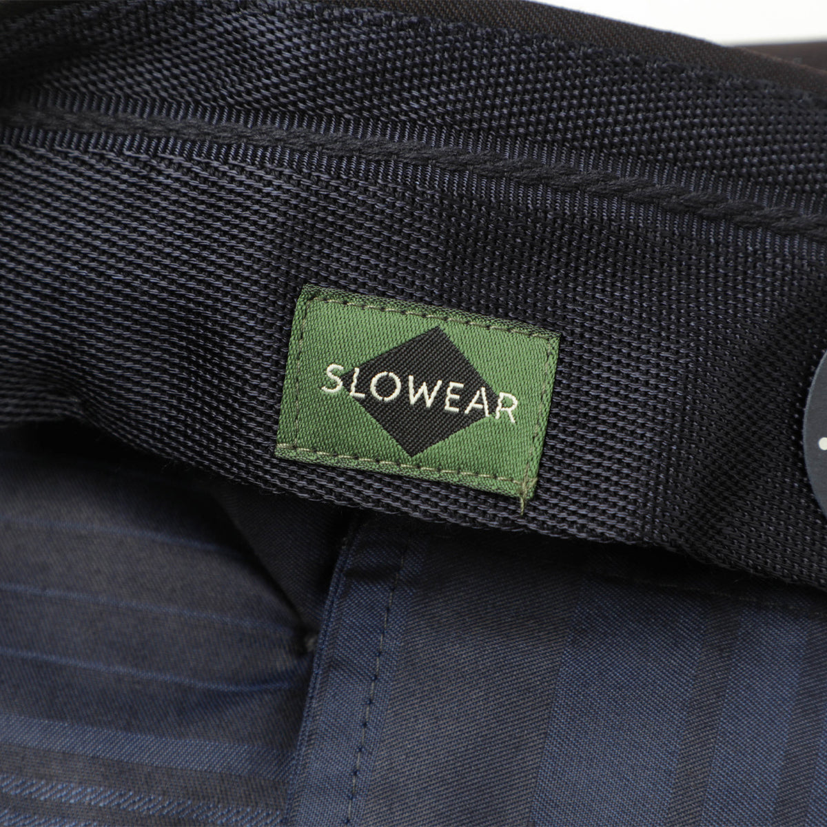 インコテックス / SUPER 100's SLIM FIT / ウール ツイル スラックスパンツ / 1T0035 1236A / 825(ネイビー)