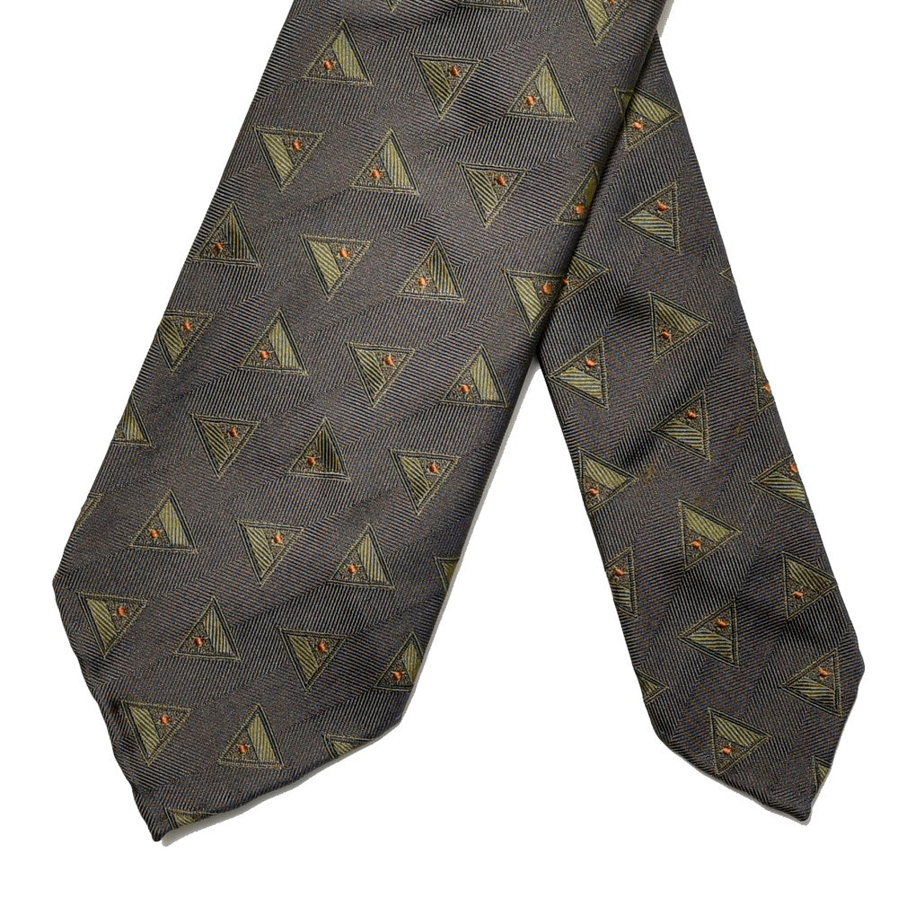 TIE YOUR TIE(タイ ユア タイ) シルクヘリンボーントライアングルジャガードセッテピエゲタイ T972950