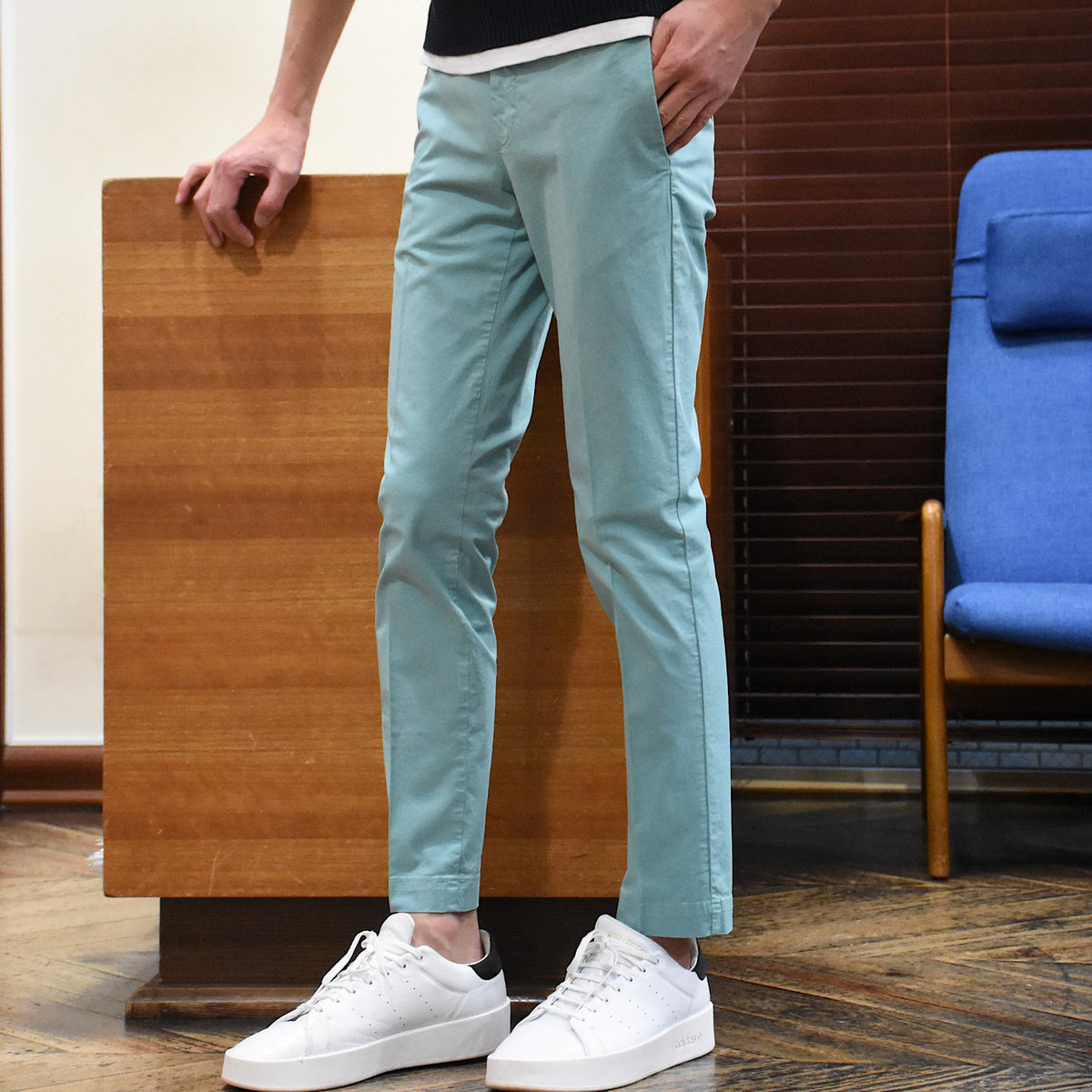 ピーティートリノ / ストレッチ コットンギャバ ノープリーツ パンツ/SKINNY FIT/NU35