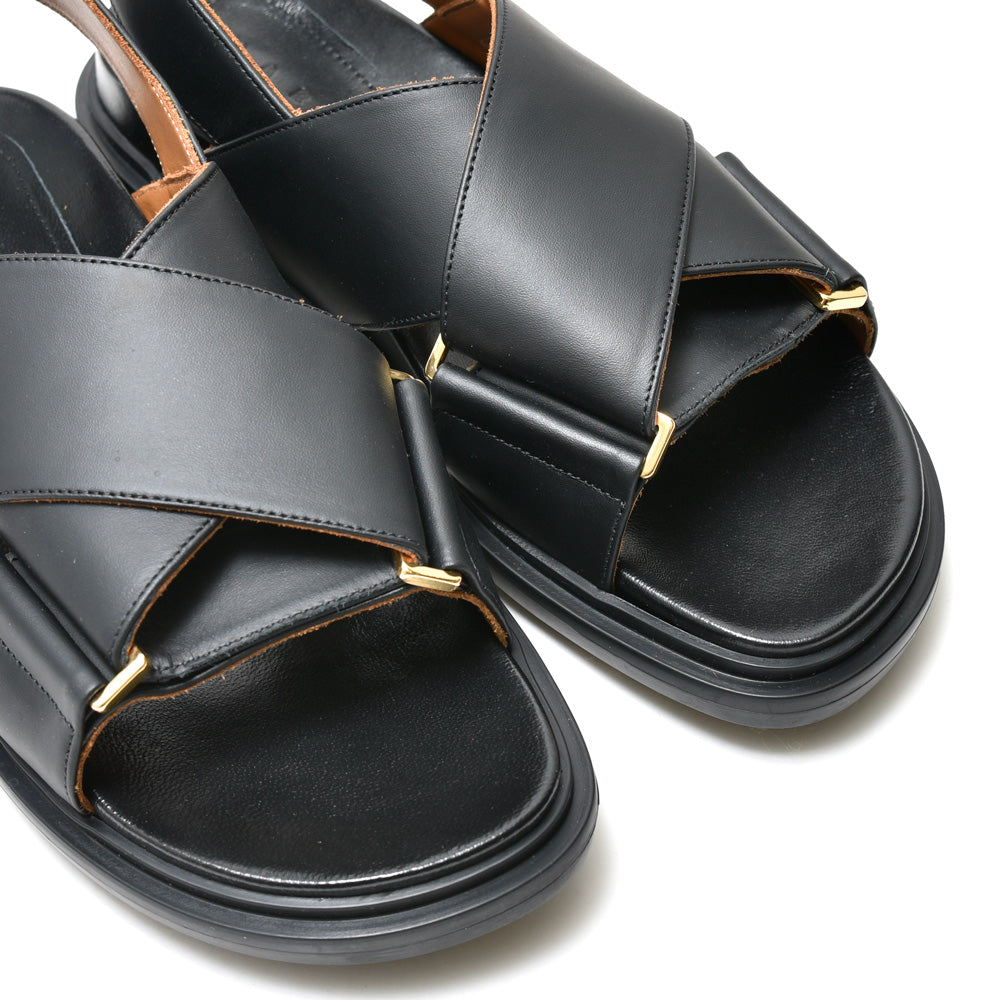 MARNI(マルニ)<BR>FBMS015701/P3614 レザー クリスクロスサンダル
