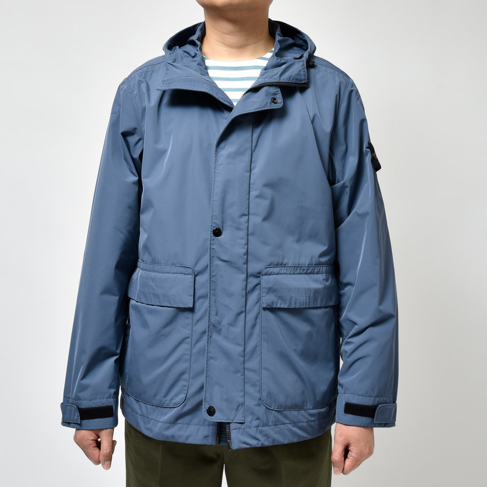 STONE ISLAND(ストーンアイランド) ポリエステルマイクロツイルフーデッドブルゾン 80-154-15-26