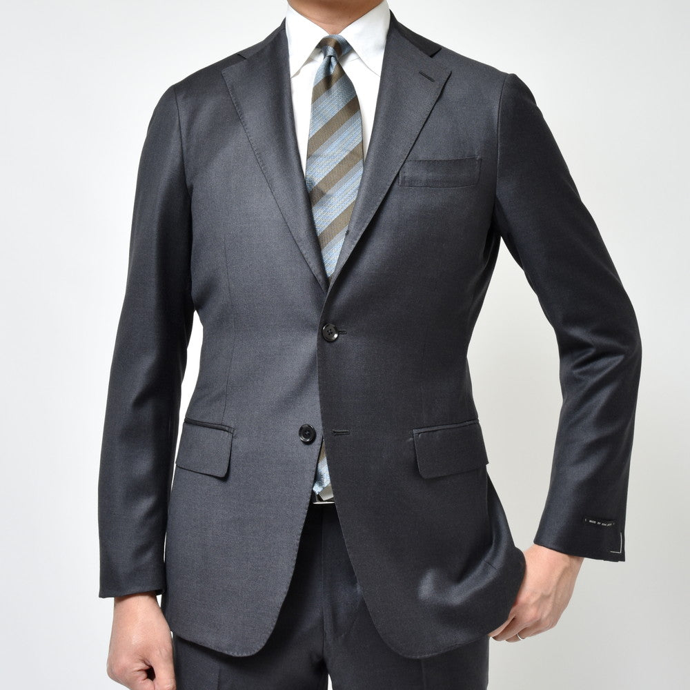 guji(グジ) SUPER150'sウールソリッド3B1プリーツスーツ (MADE BY RING JACKET / LoroPianaファブリック使用)【オールシーズン】