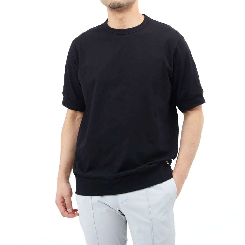 身長167cm・体重62kg、着用サイズ44