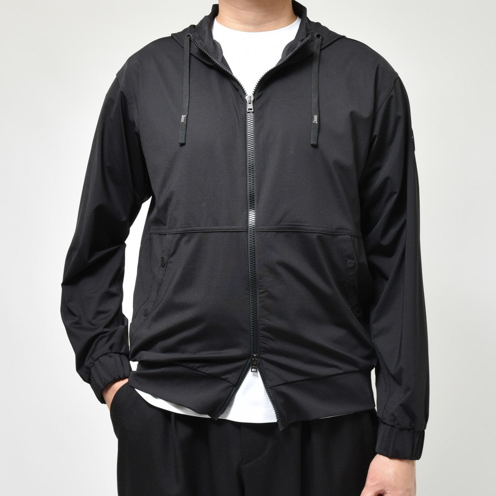 HERNO(ヘルノ) ストレッチナイロンジャージジップフーディー JC000038U-12588S