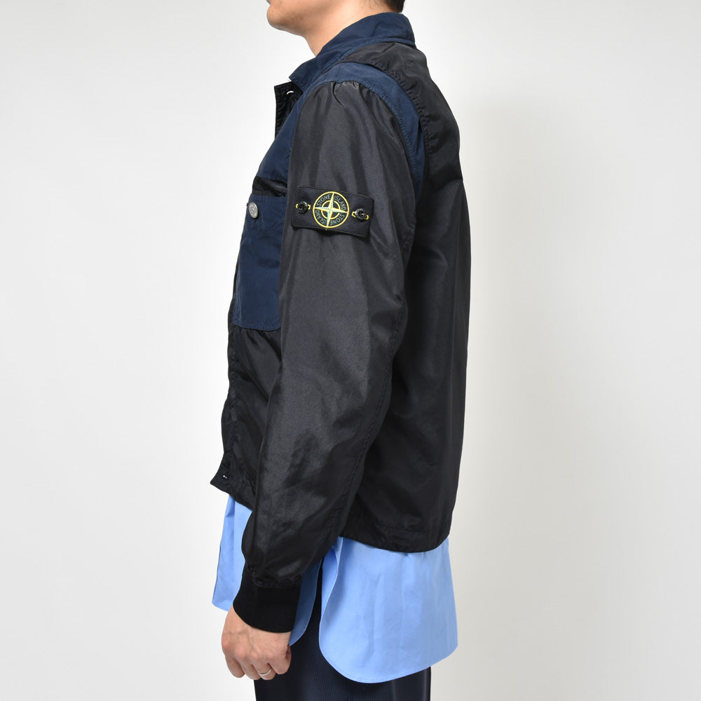STONE ISLAND(ストーンアイランド) ポリエステルナイロントラッカージャケット 80-154-29-32