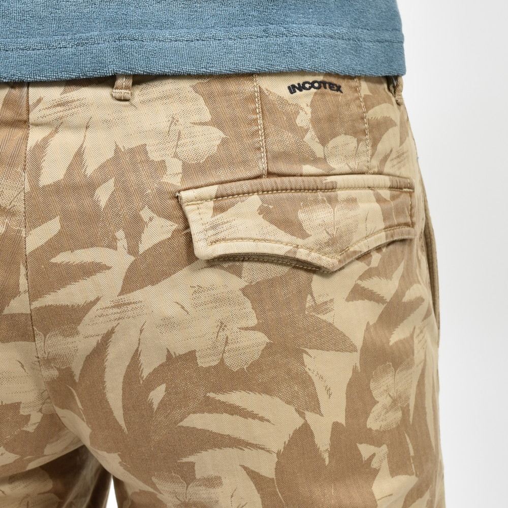INCOTEX SLACKS(インコテックス スラックス) REGULAR FIT ストレッチコットンヘリンボーンボタニカルプリントショーツ 15S206-90914/12513