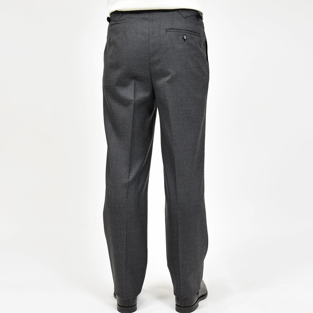 Fumiya Hirano THE TROUSERS フミヤヒラノトラウザーズ ウール サキソニー サイドアジャスター 2インプリーツ ドレスパンツ REGENT