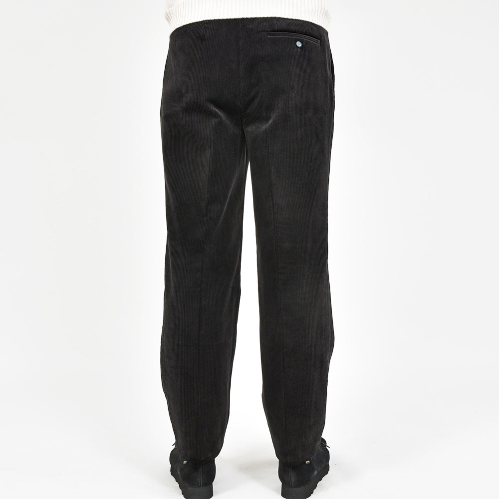 Fumiya Hirano THE TROUSERS フミヤヒラノトラウザーズ Brisbane Moss コットン コーデュロイ サイドアジャスター 2インプリーツ ドレスパンツ REGENT
