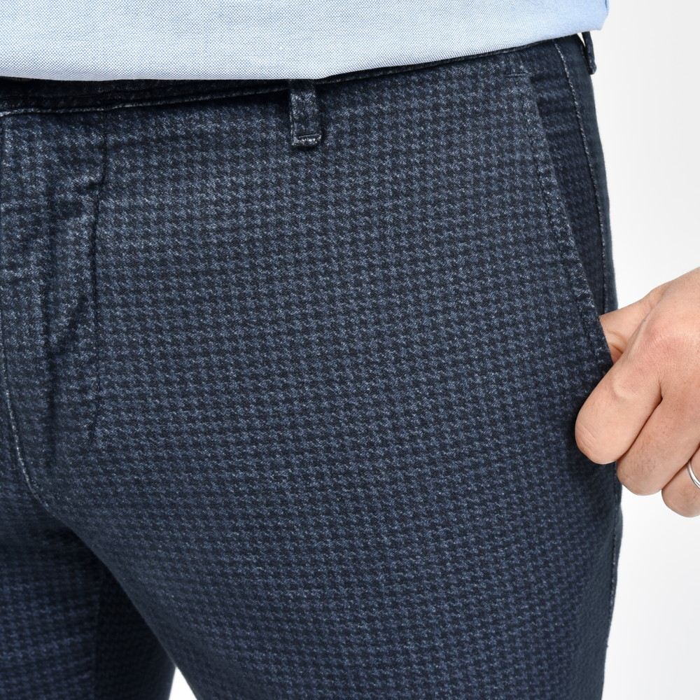 INCOTEX SLACKS(インコテックス スラックス) SLIM FIT ガーメントダイコットンストレッチネルハウンドトゥースプリントテーパードパンツ 18S100-40593/21515