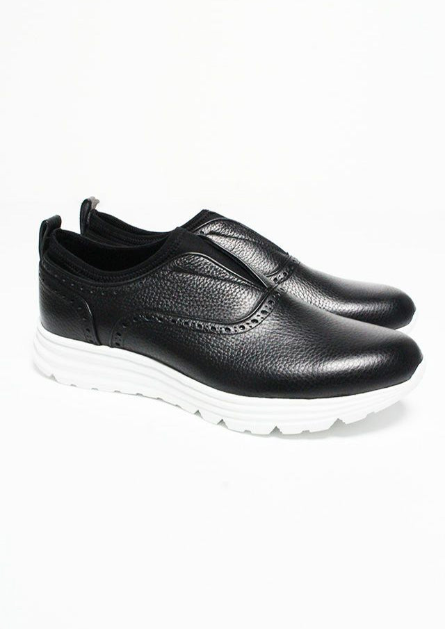 ウノピゥウノウグァーレトレ / CLASSIC NEO SLIP ON/MRG567-COW138