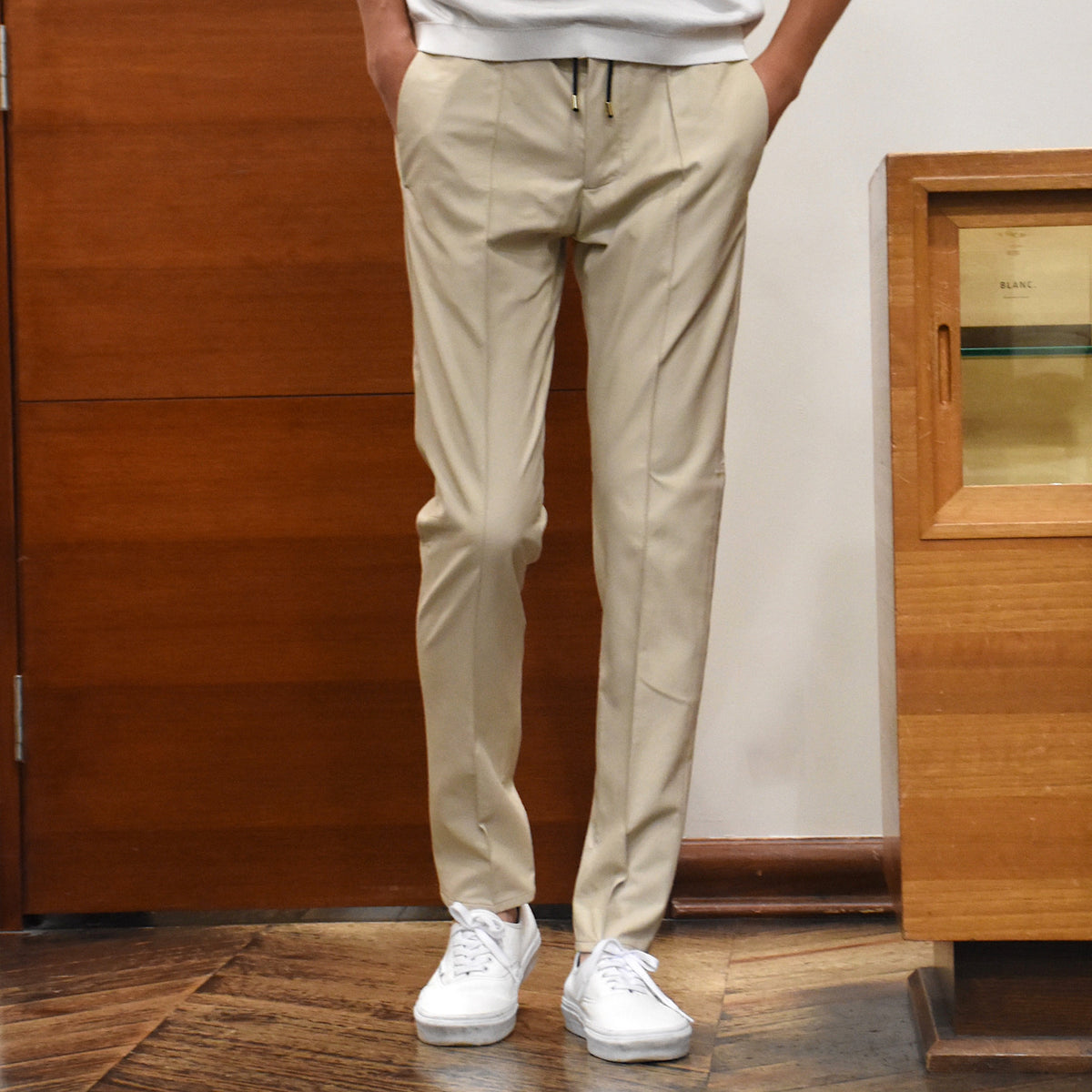 ジャブスアルキヴィオ / giabs_GOLD シンセティックレザー ノープリーツ リラックスパンツ/MASACCIO GOLD/A5419