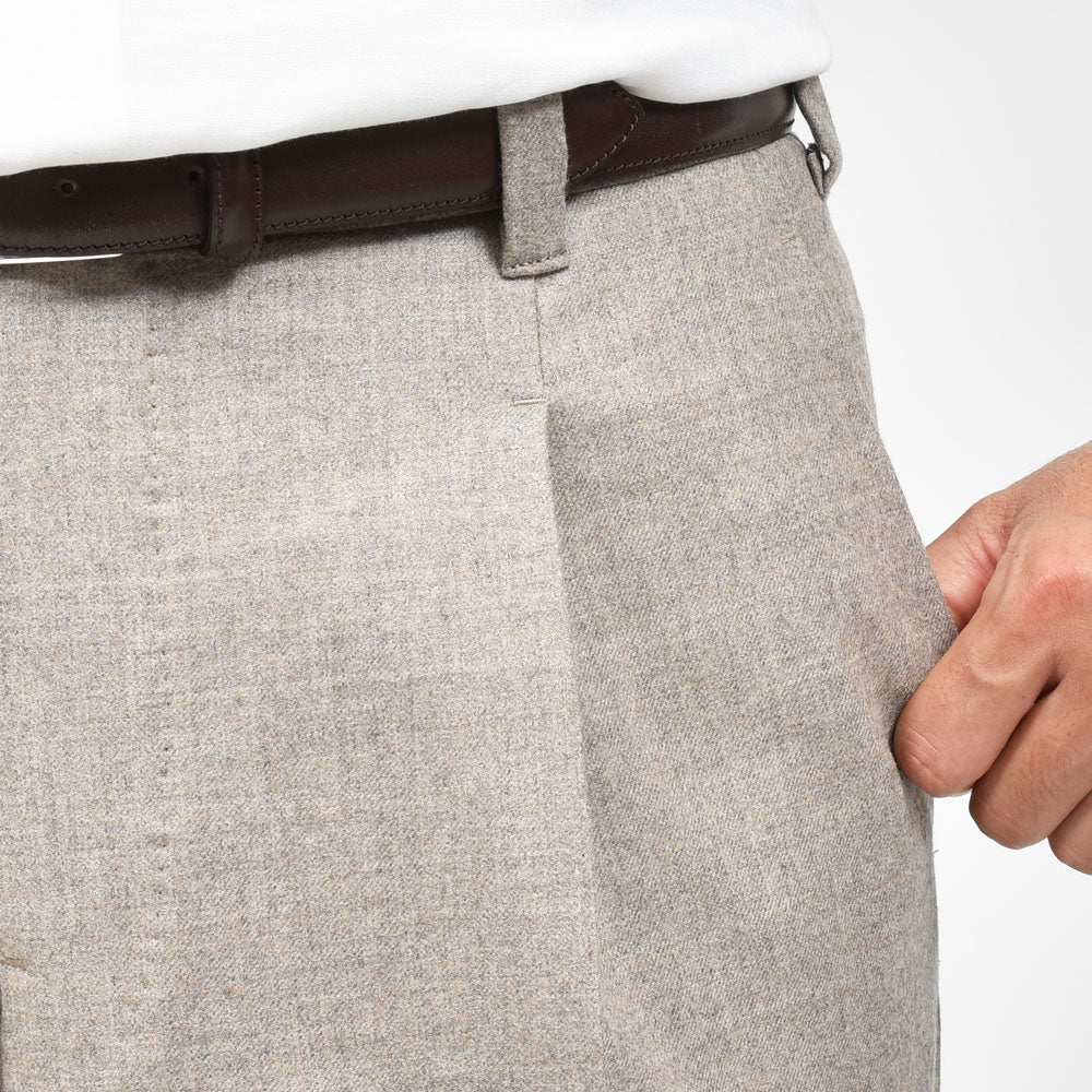 IGARASHI TROUSERS(五十嵐トラウザーズ) ストレッチウールサキソニー1プリーツスリムテーパードパンツ IGT/1OUTP/08500000134