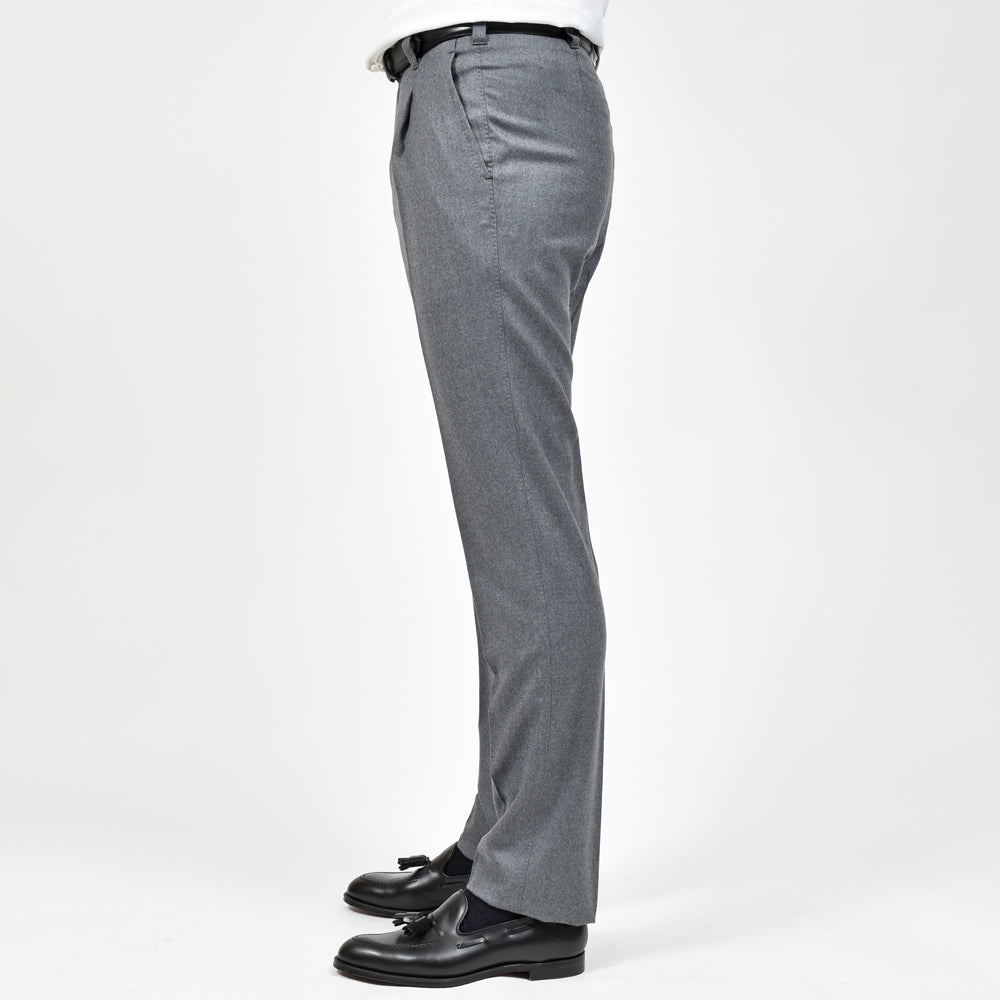 IGARASHI TROUSERS(五十嵐トラウザーズ) ストレッチウールサキソニー1プリーツスリムテーパードパンツ IGT/1OUTP/08500000134