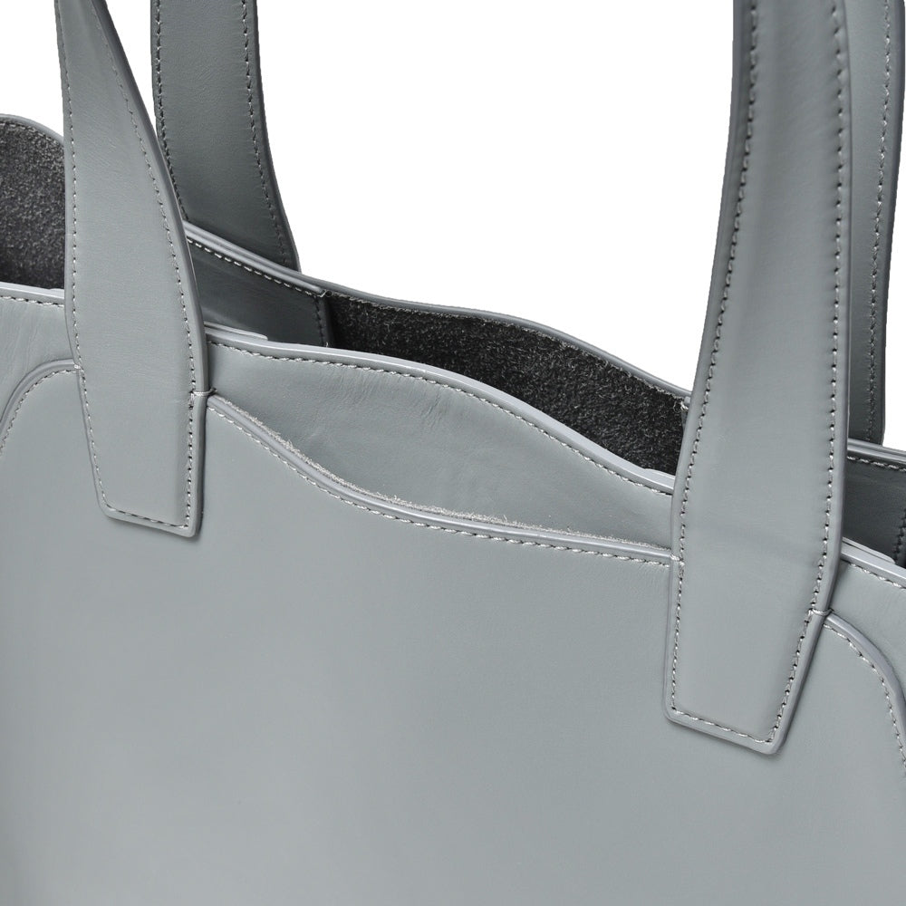 FARO(ファーロ) スムースレザートートバッグ Calma Tote Tall/F2311B103