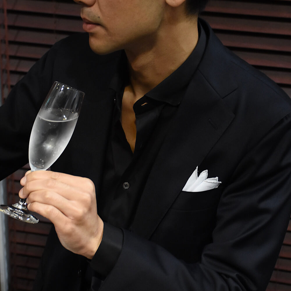 ムンガイ / シャイニーヘム リネン チーフ