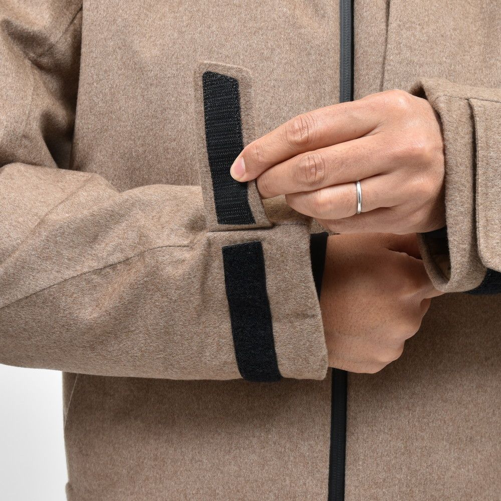 SEASE(シーズ) BALMA JACKET ウォーターレペレントカシミアサキソニーパデッドフーディーブルゾン 0S031TN