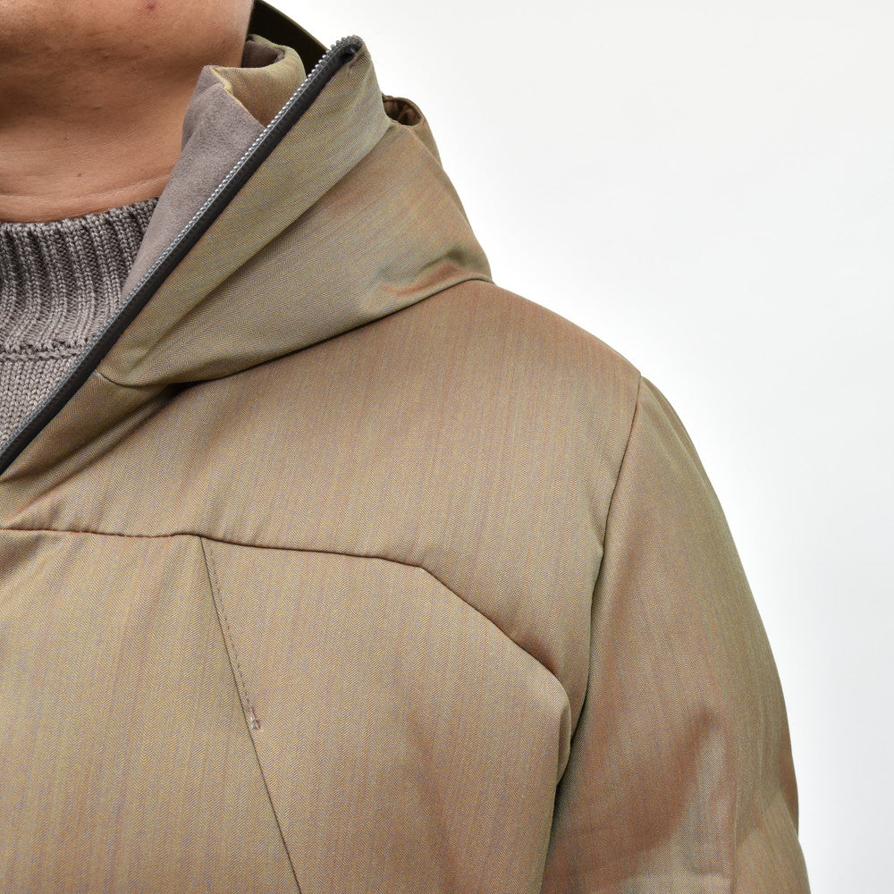 SEASE(シーズ) NORDEND DOWN JACKET ウォーターレペレントウールナイロンヘリンボーンソラーロダウンフーディーブルゾン OJ053TN