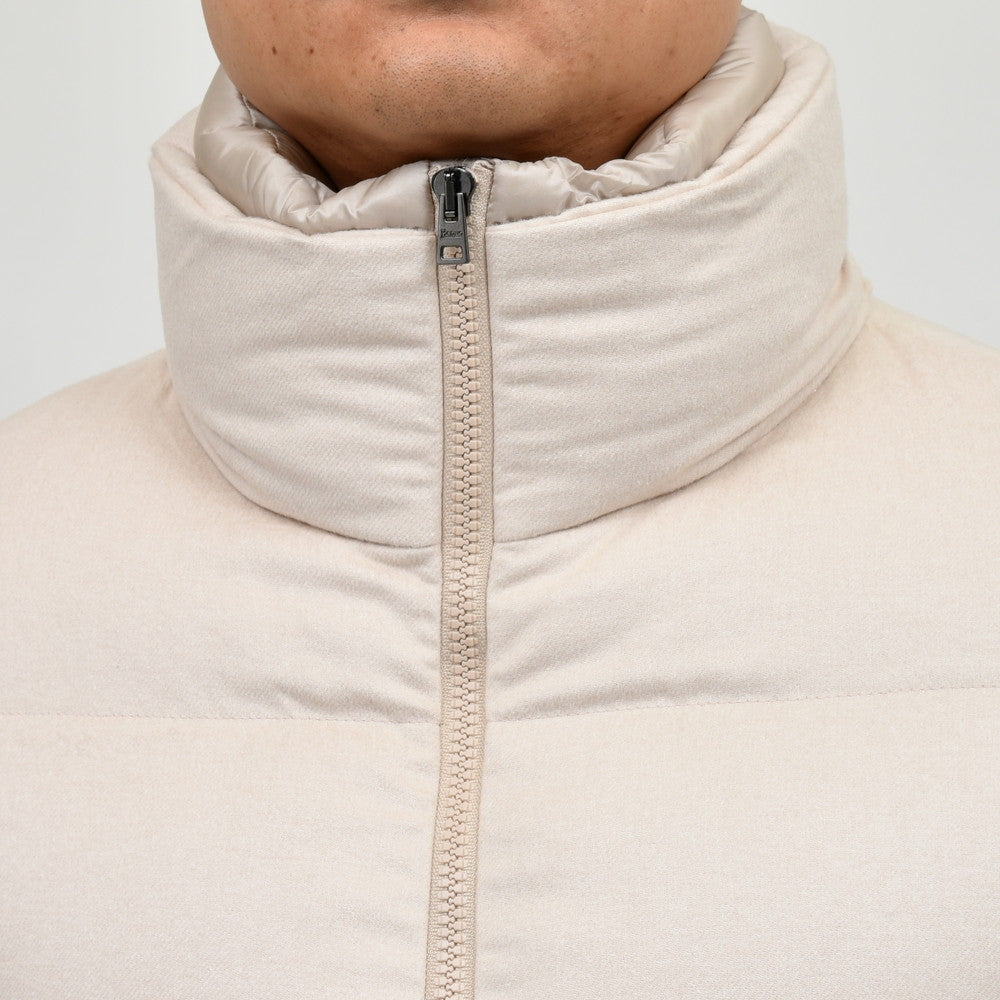 HERNO(ヘルノ) ウォーターレペレントシルクカシミアサキソニーダウンブルゾン PI001027U-38087+12020