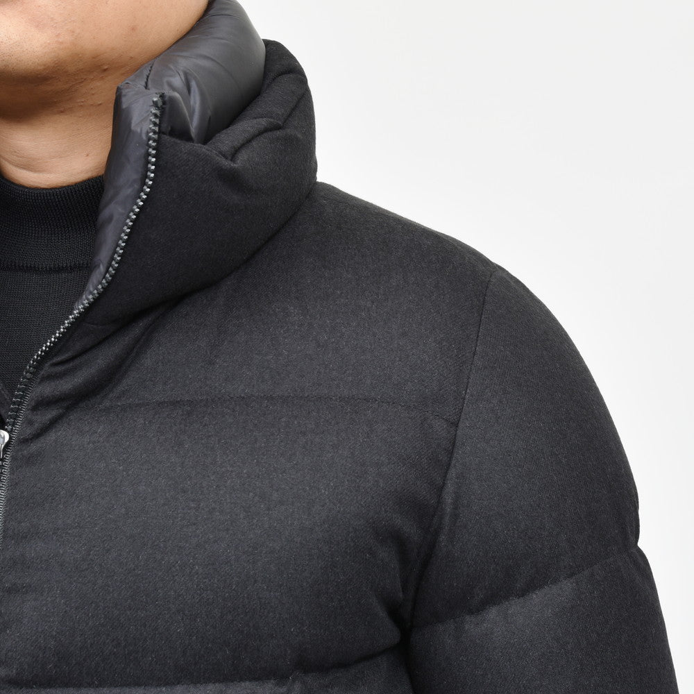 HERNO(ヘルノ) ウォーターレペレントシルクカシミアサキソニーダウンブルゾン PI001027U-38087+12020