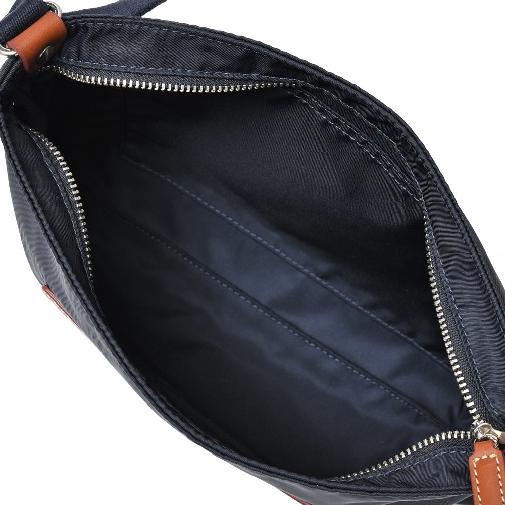 Felisi(フェリージ) リモンタナイロン×バケッタレザーサコッシュ 17/71/DS 114660285