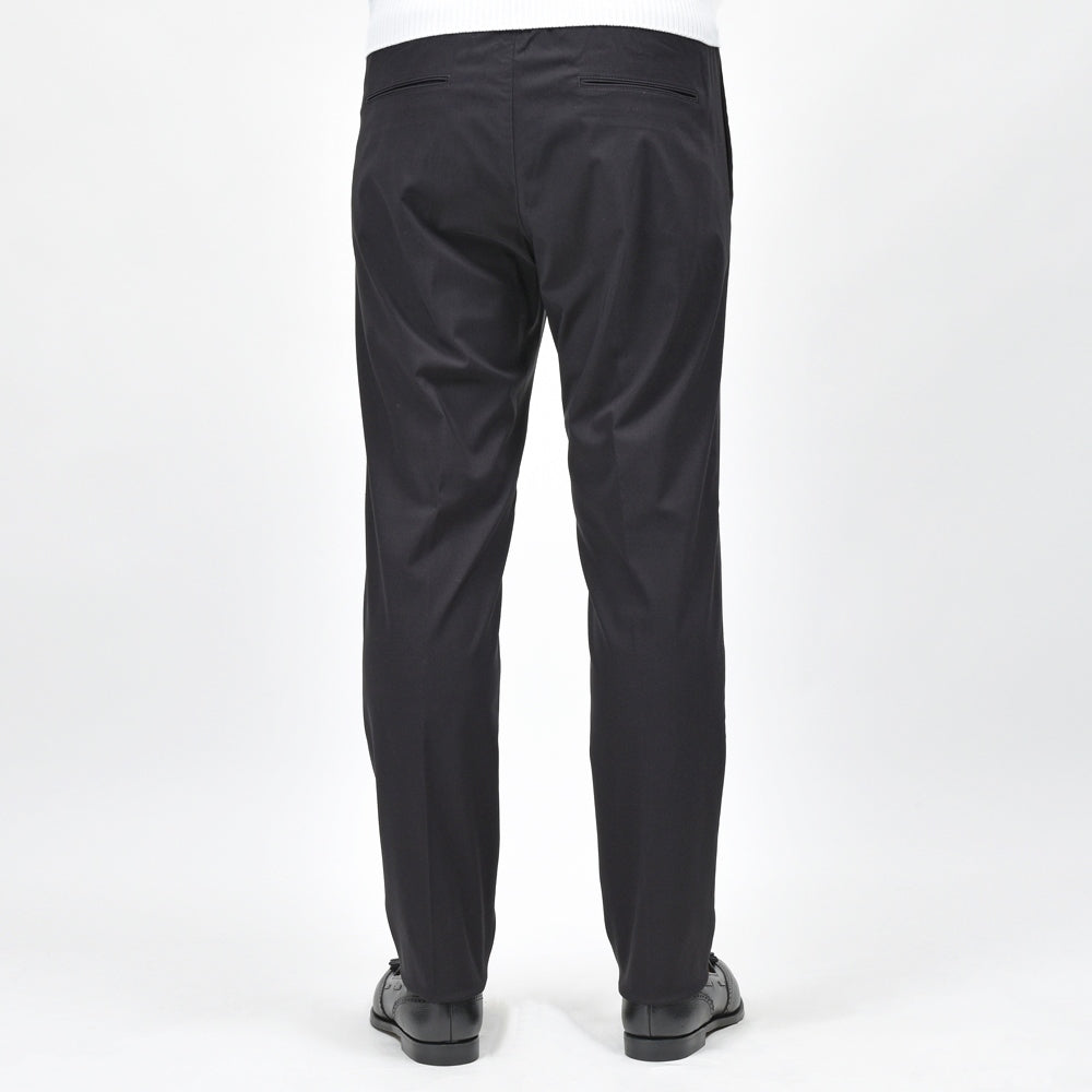 TAGLIATORE(タリアトーレ) NEWMANニューマン テクノジャージ1プリーツテーパードシャーリングパンツ 560012