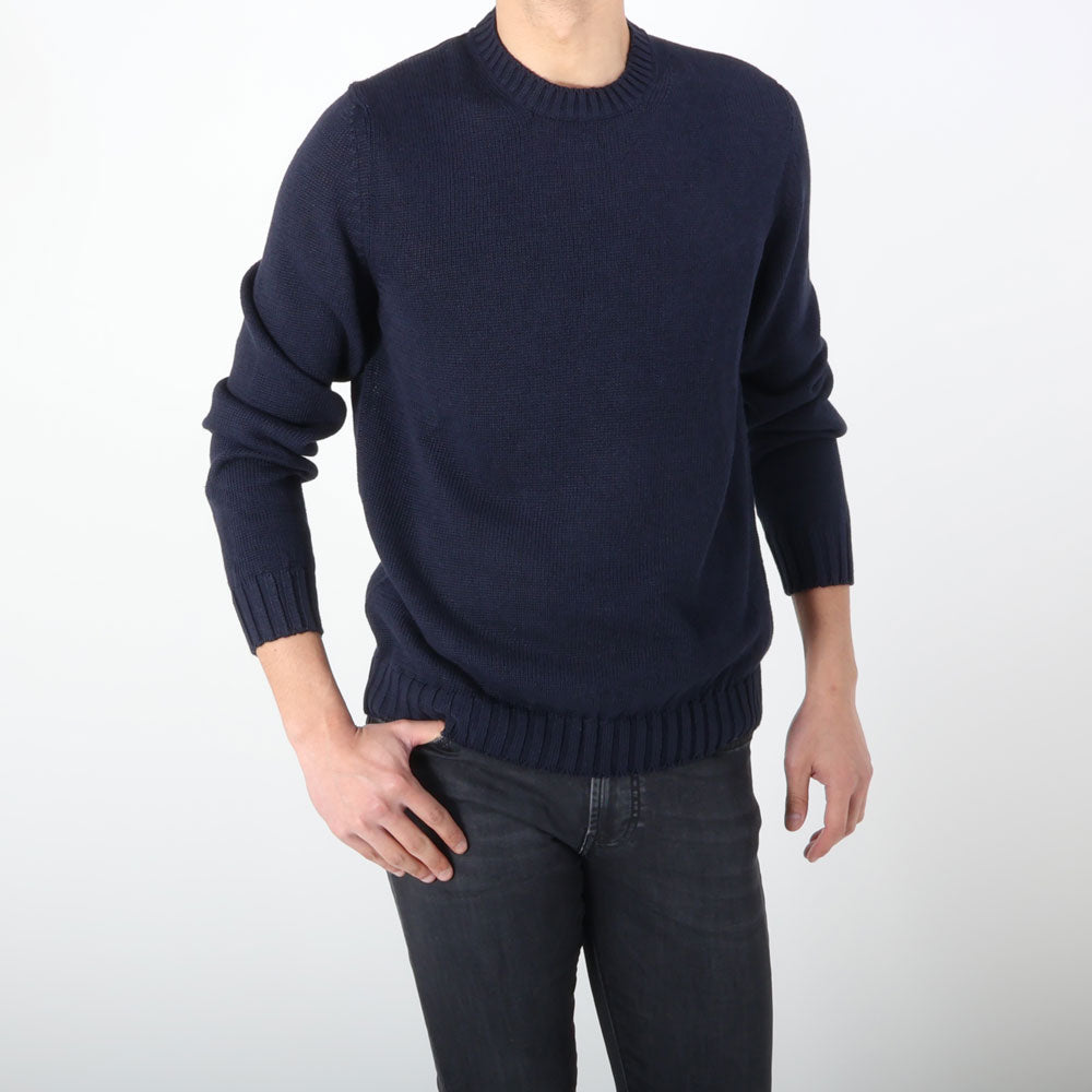 身長183cm/体重72kg・サイズ50<br>