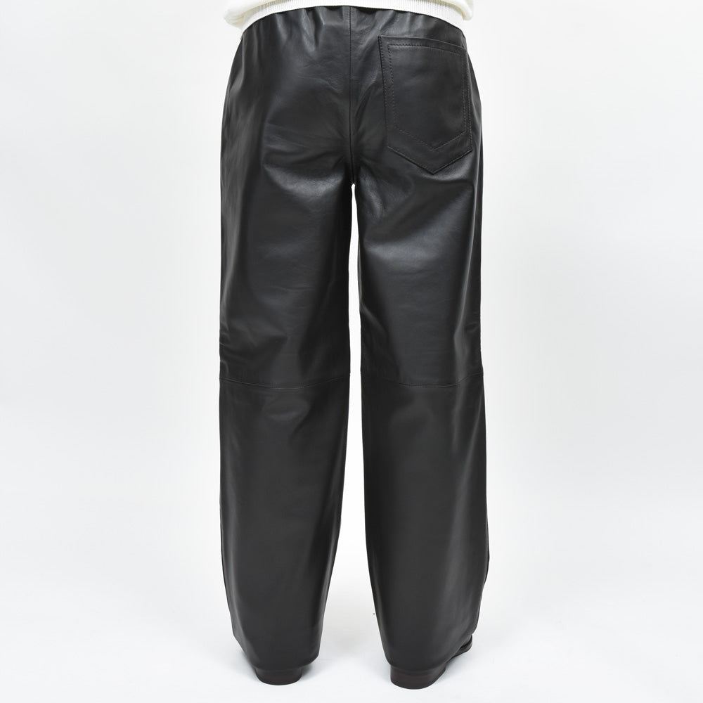 A.M LONDON(エーエム ロンドン) ナッパレザートラックパンツ