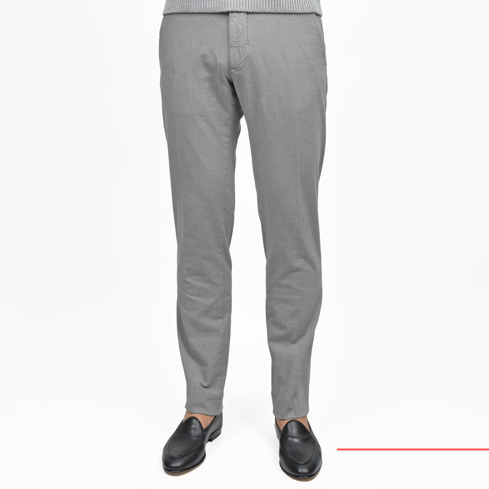 INCOTEX SLACKS(インコテックス スラックス) SLIM FIT ガーメントダイコトンストレッチハウンドトゥーステーパードパンツ 18S100/90926/31577