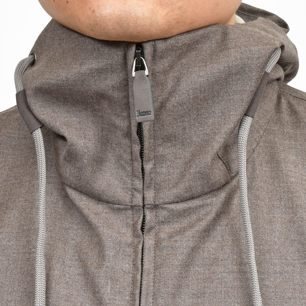 HERNO(ヘルノ) Loro Piana RAIN SYSTEM ウールシルクサキソニーフーディーブルゾン GI000454U-33441
