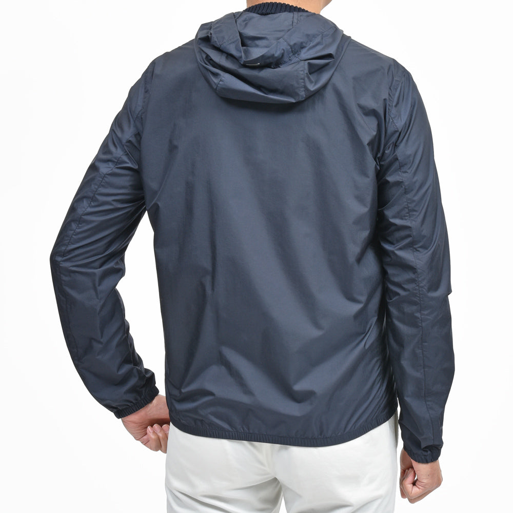 HERNO(ヘルノ) ウォーターレペレントライトウェイトナイロンフーディーブルゾン(パッカブル) GI000486U-12686