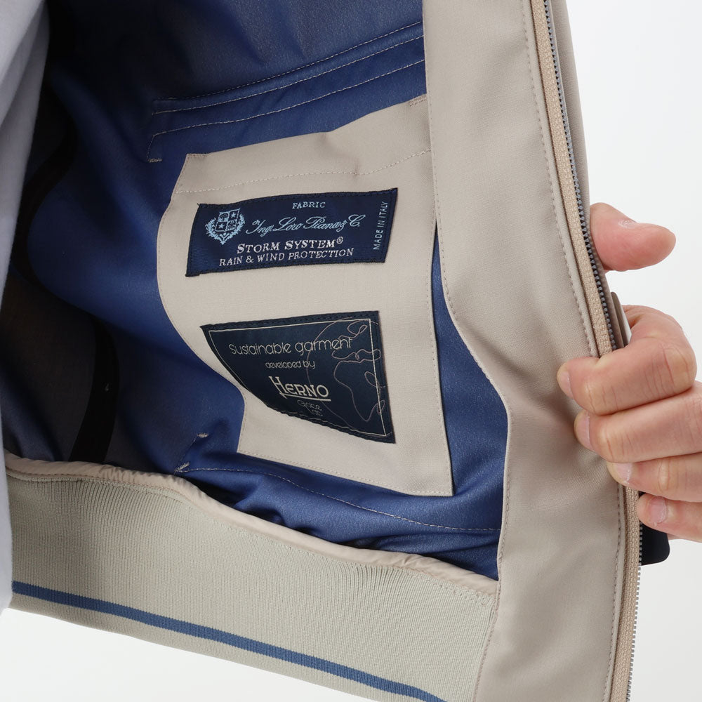 ヘルノ / 3レイヤーウール スタンドカラー ジップアップ ブルゾン(Loro Piana STORM SYSTEM)/GI000410U-33410